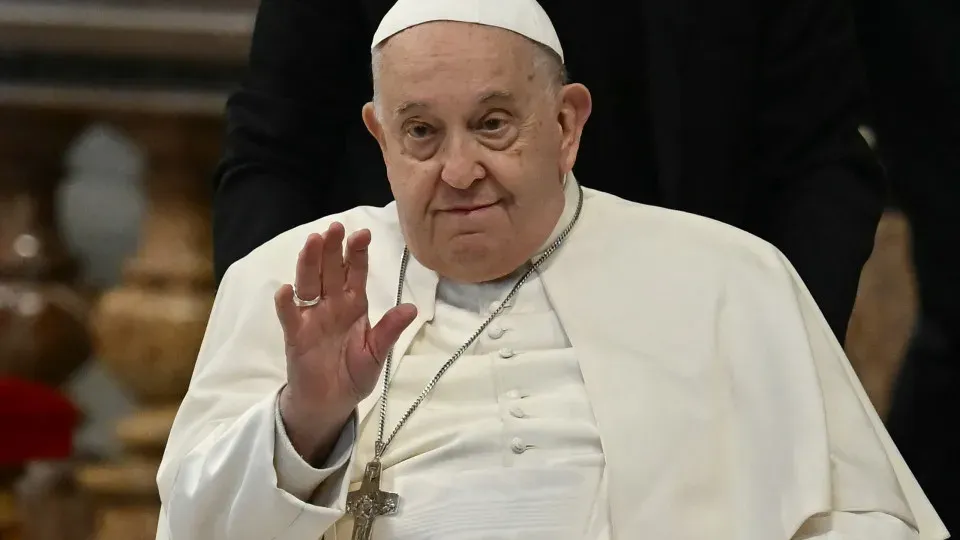 Papa Francisco afirma que deportações de Trump ferem dignidade de migrantes e vão acabar mal