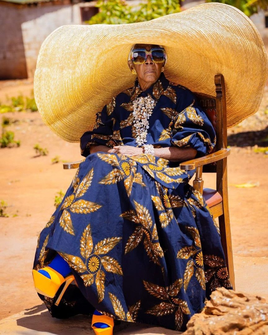Margret Chola, a avó zambiana que virou ícone de moda no Instagram