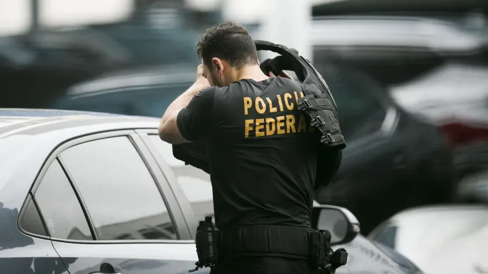 141 carros apreendidos, 192 imóveis sequestrados, R$ 1,2 bi bloqueado, veja os números da megaoperação contra o PCC