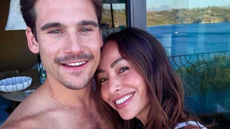 Sabrina Sato grávida! Famosa confirma que espera bebê com Nicolas Prattes