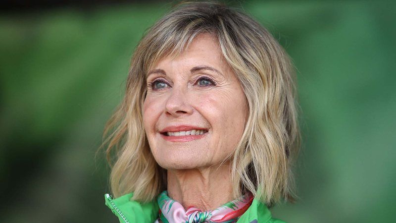 Atriz e cantora Olivia Newton-John morre aos 73 anos