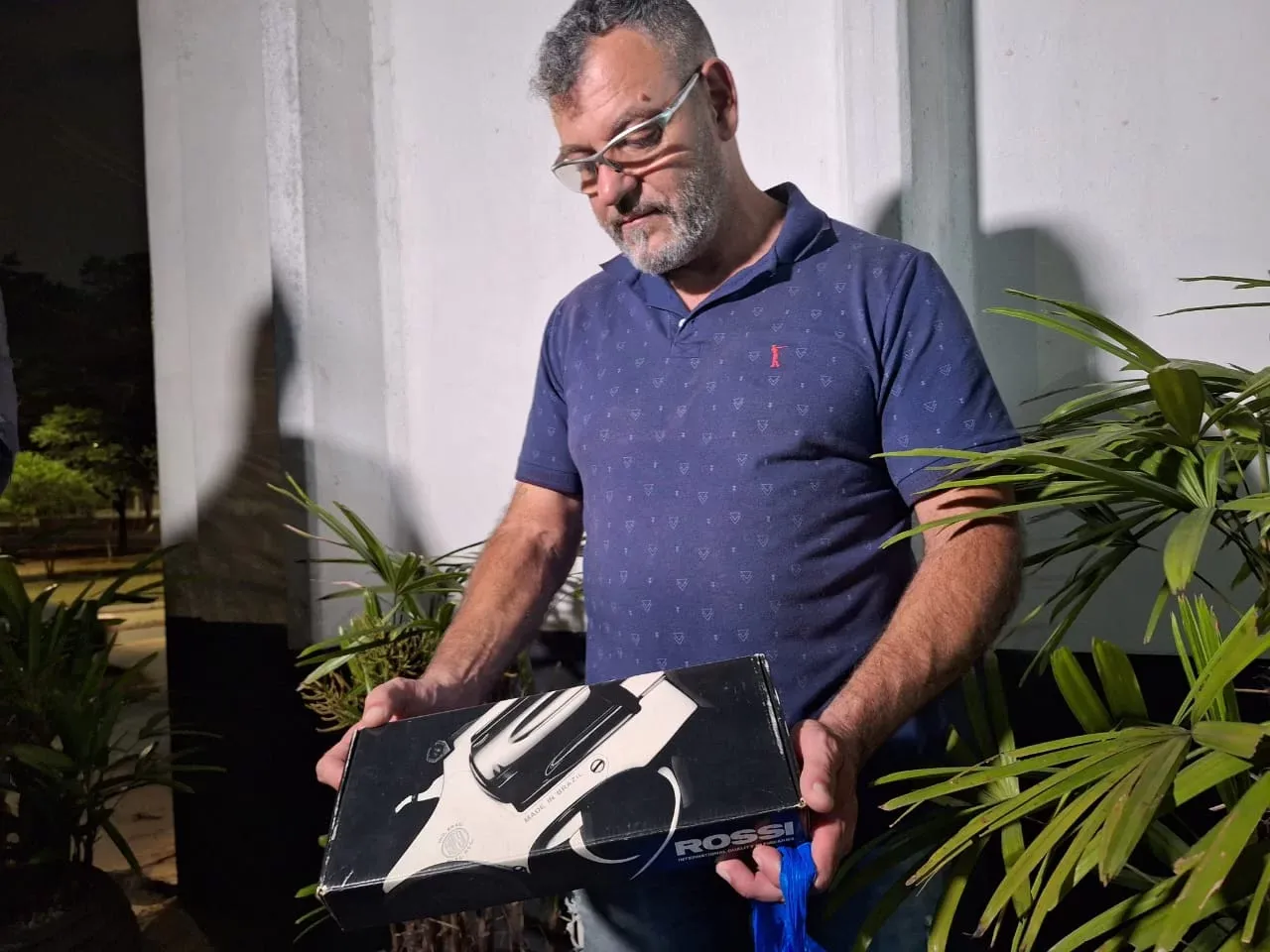 "Quem tem arma em casa, entregue", diz pai de aluno que matou colega em SP