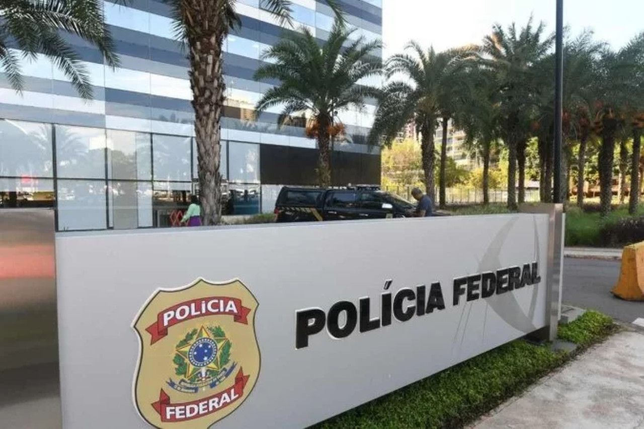Polícia cumpre mandados no DF como parte da operação Lesa Pátria