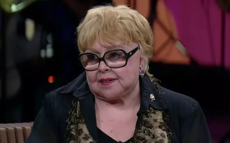 Morre Decimar, filha única de Dercy Gonçalves