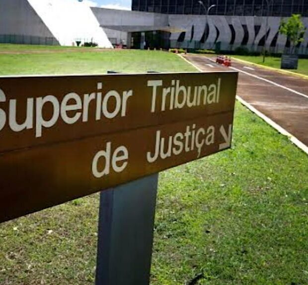 Marluce Caldas e Carlos Brandão tomam posse como ministros do STJ