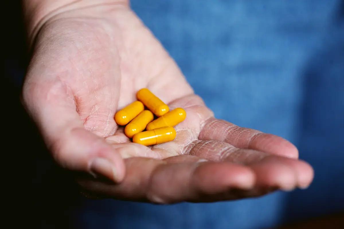 Anvisa proíbe duas marcas de suplemento alimentar; veja nomes
