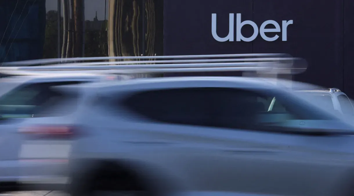 Uber anuncia pagamento extra de R$ 1.000 para motoristas da categoria “Diamante”