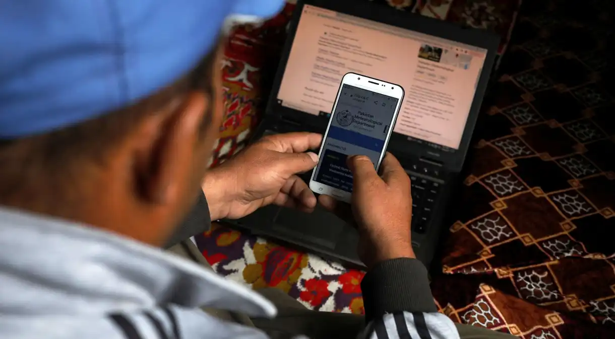 Mais de 10 milhões de brasileiros não acessam internet por não saberem usar a tecnologia, diz IBGE