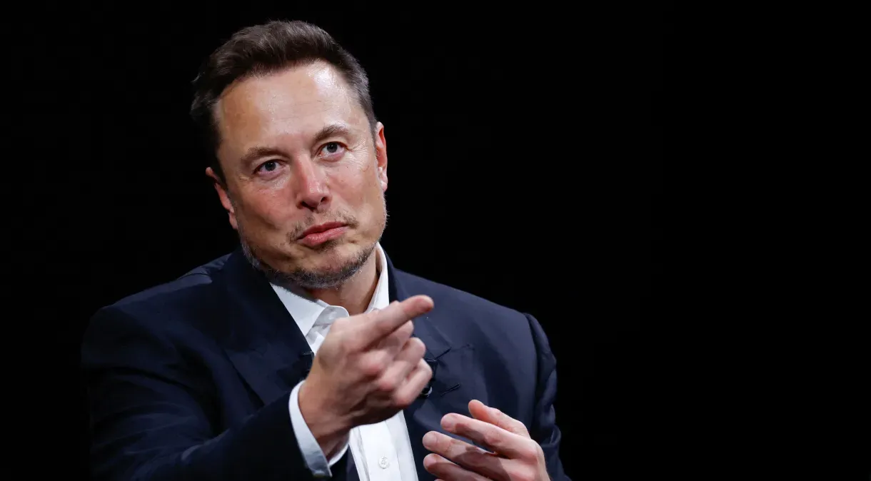 Elon Musk lamenta enchentes no RS e anuncia doação da Starlink para socorristas