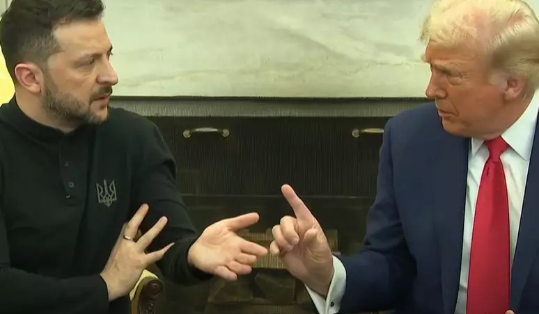 Trump bate boca com Zelensky na Casa Branca e o acusa de 'apostar na Terceira Guerra Mundial'