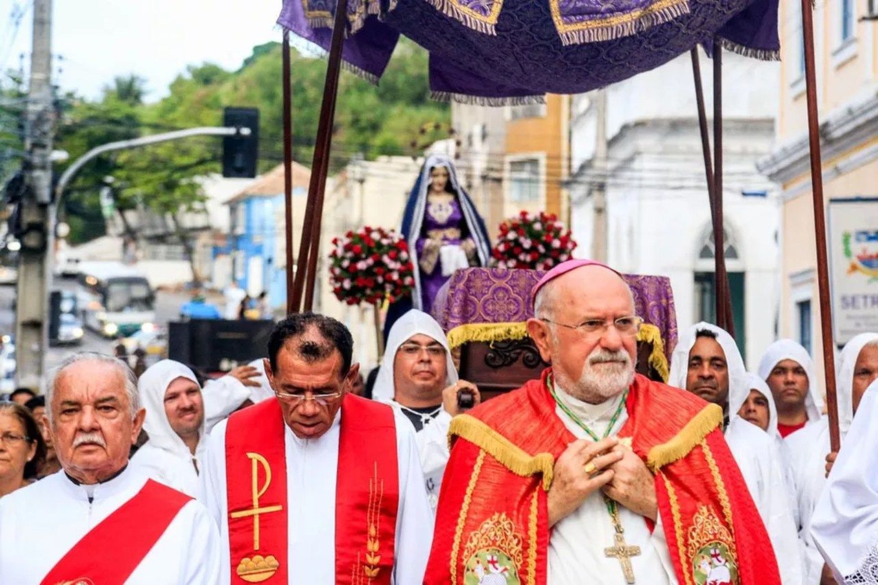 Sexta-feira da Paixão em Maceió: veja o que abre e o que fecha no feriado
