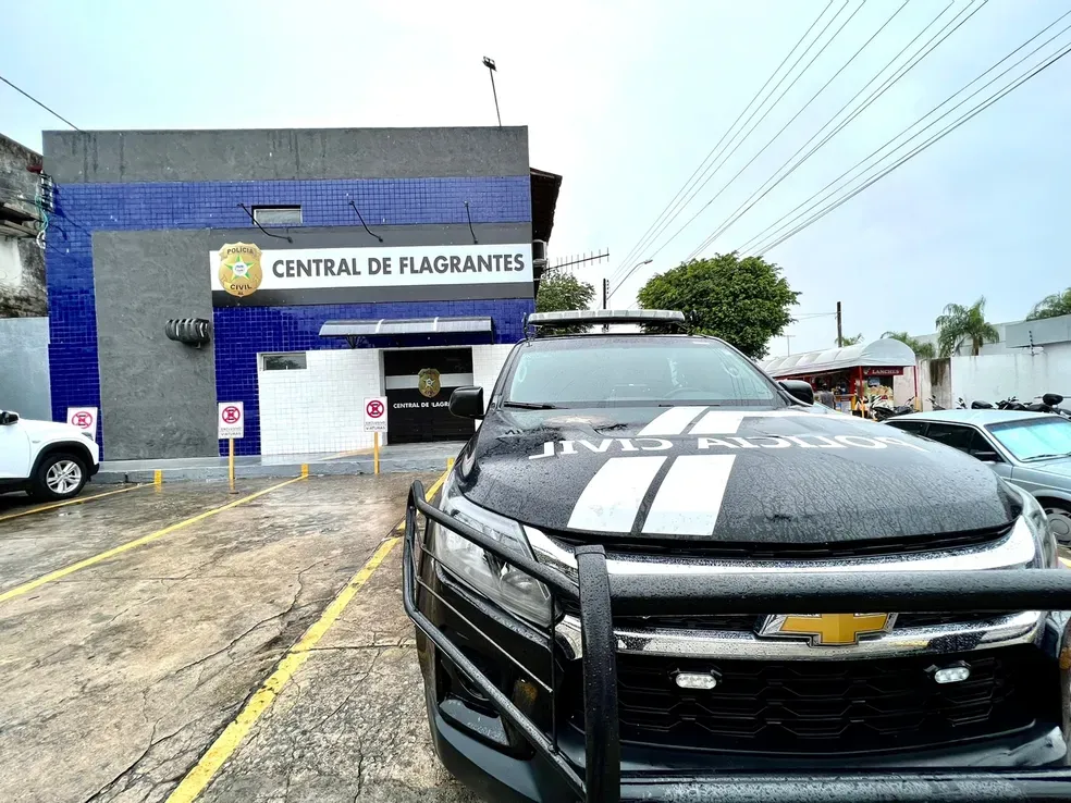 Mulher finge pedir pizza e liga para polícia para denunciar agressões do marido em Maceió
