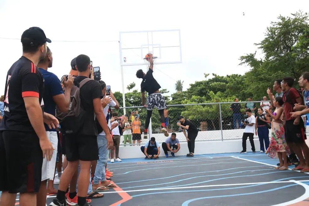 NBA Station reconstrói quadra no Vergel, em Maceió, e capacita professores para ensinar basquete