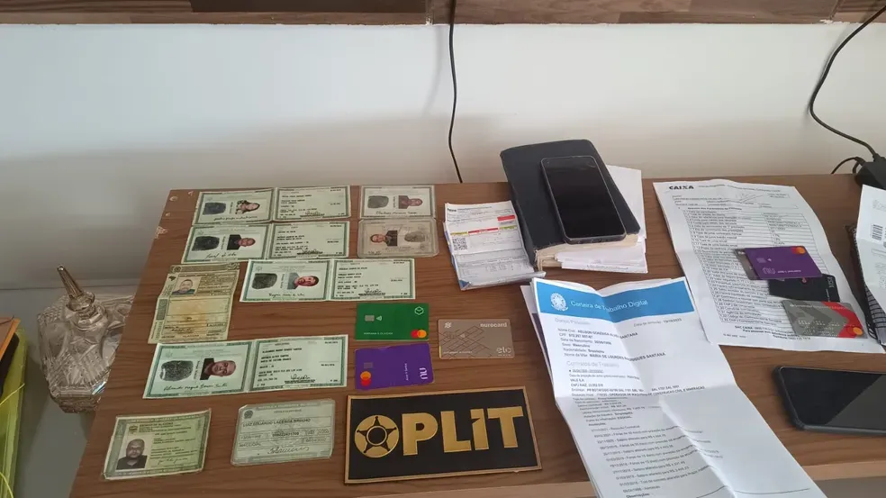 Trio tenta fazer empréstimo de R$ 70 mil com documentos falsos em banco em Maceió e é preso