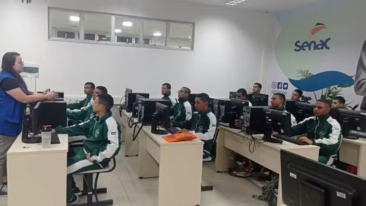 Senac abre inscrições para cursos gratuitos na área de turismo em Maceió e no interior
