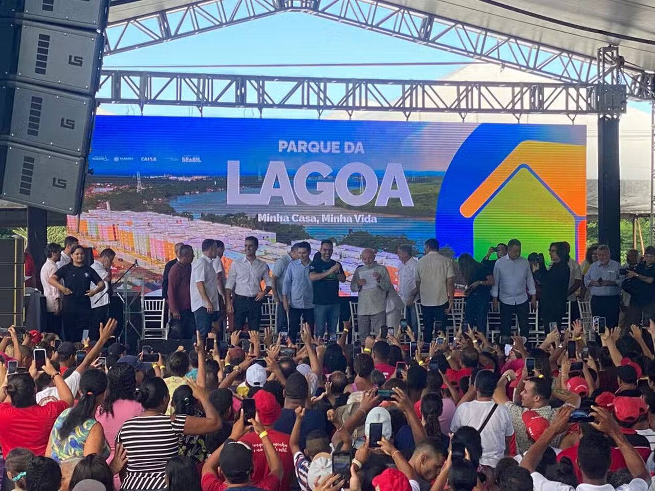 Presidente Lula participa de entrega de moradias do Minha Casa, Minha Vida em Maceió