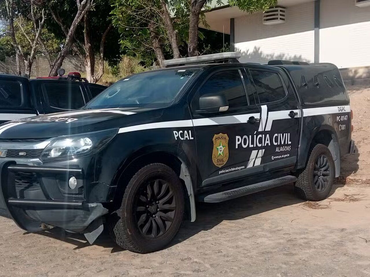 Suspeito de estuprar enteada de 13 anos e mais duas meninas em São Gonçalo, RJ, é preso no interior de AL
