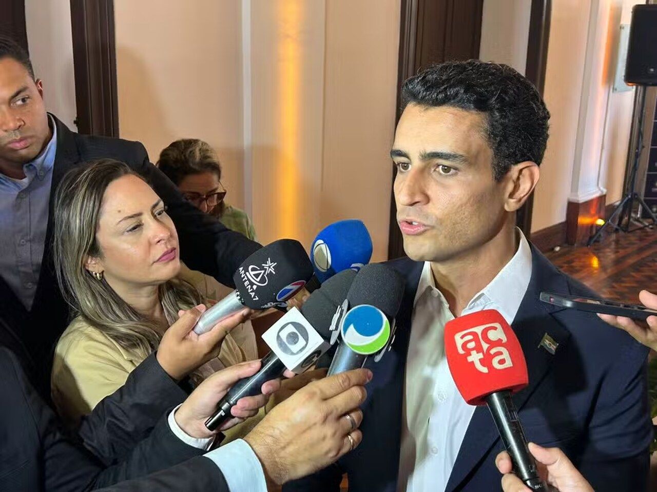 'Vamos imprimir um ritmo ainda mais acelerado', diz JHC ao tomar posse no seu 2º mandato como prefeito de Maceió